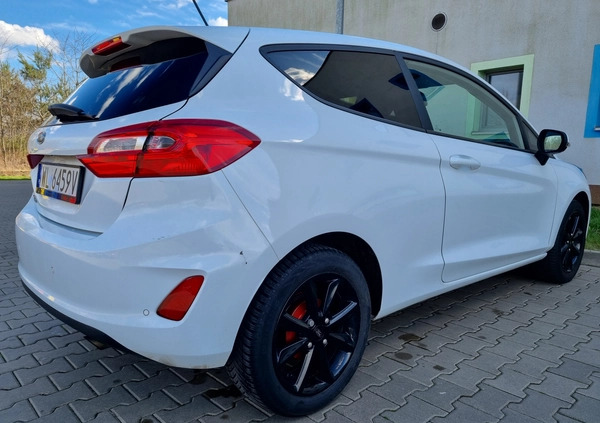 Ford Fiesta cena 36900 przebieg: 61500, rok produkcji 2018 z Brzostek małe 667